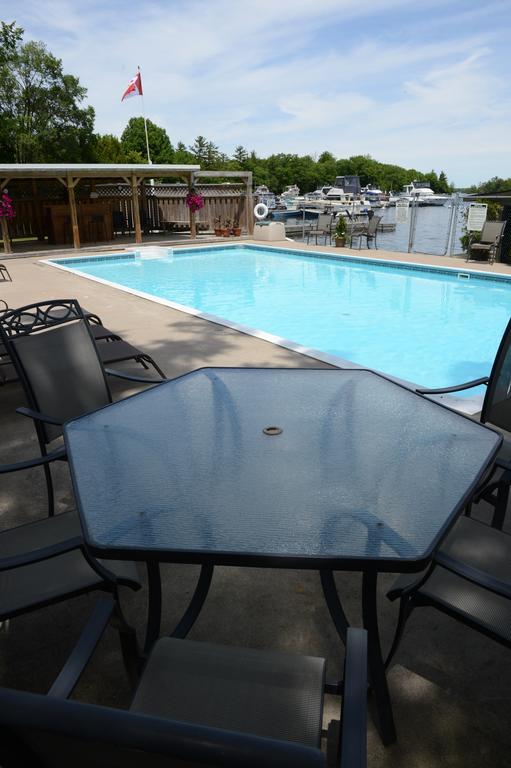 Sunnylea Resort Port Severn ภายนอก รูปภาพ