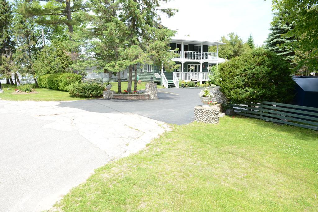 Sunnylea Resort Port Severn ภายนอก รูปภาพ